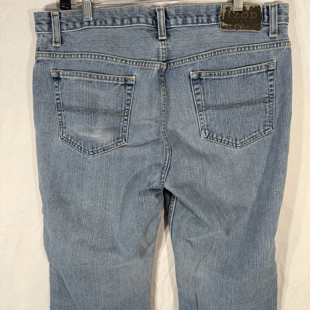 Vintage izod Classic Fit Medium Wash Blue Jeans Men's 38x30 Pants